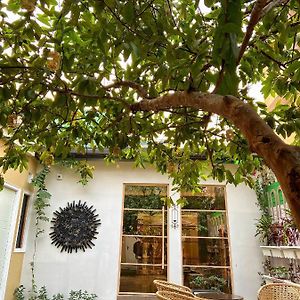 The Art Hotel By Via Varanasi